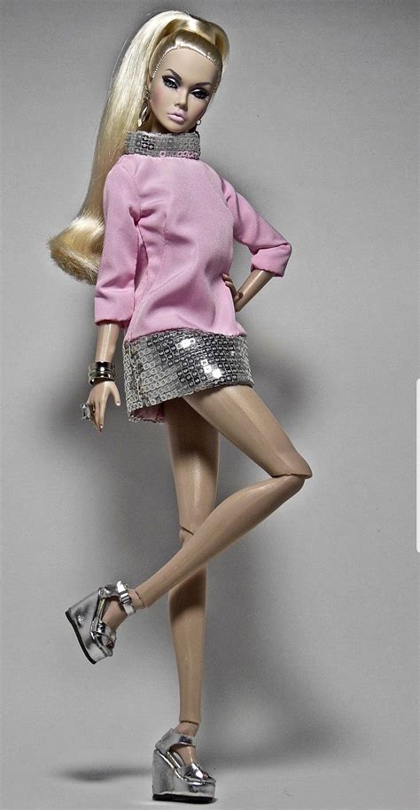 barbie pose|160 Posing Barbie ideas 